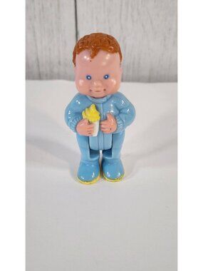 94 FISHER PRICE DREAM DOLLHOUSE BLUE BABY BOY BOTTLE INFANT FIGURE PEOPLE red